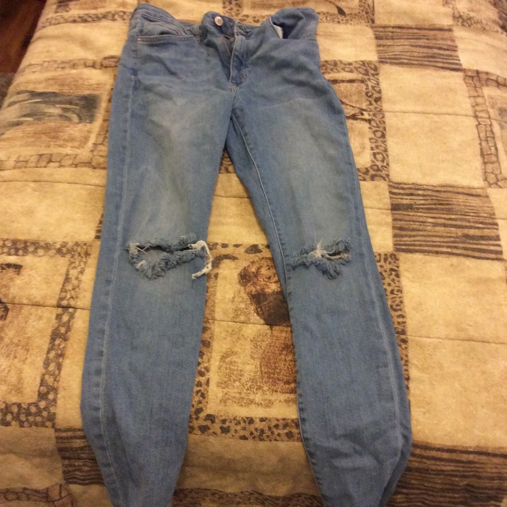 Knee Ripped F21 jeggings